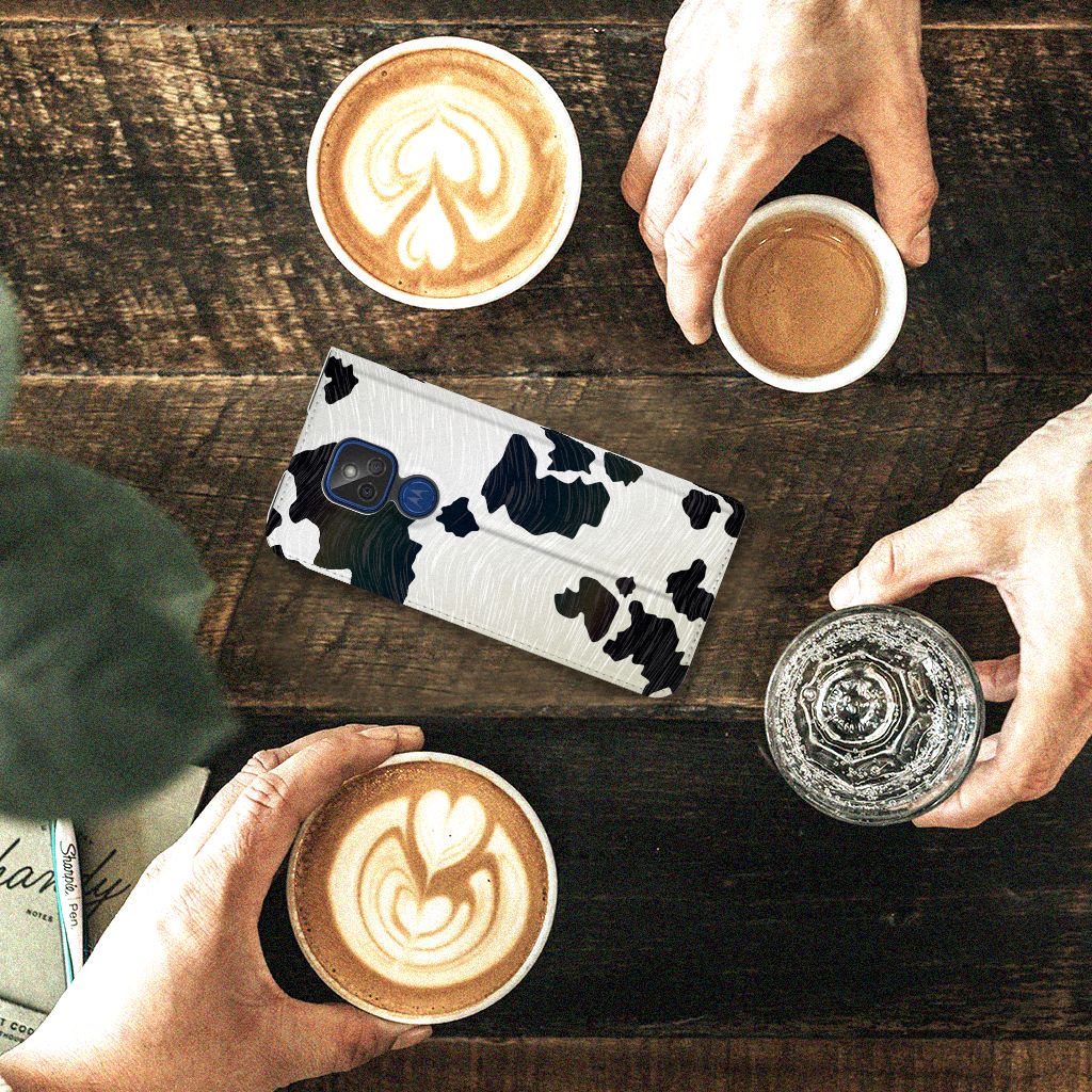Motorola Moto G9 Play Hoesje maken Koeienvlekken