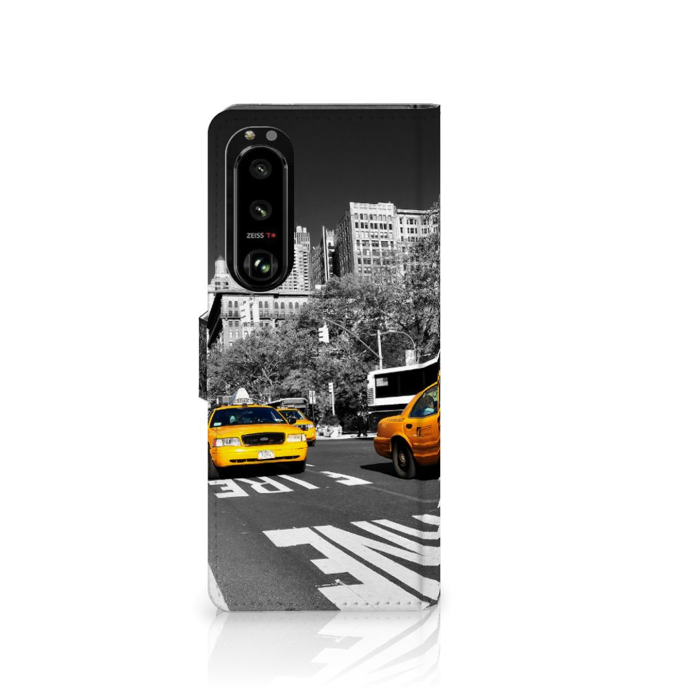 Sony Xperia 5III Flip Cover New York Taxi