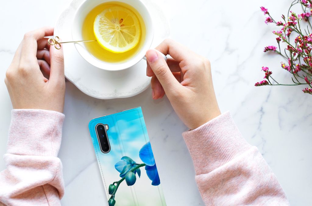 OnePlus Nord Smart Cover Orchidee Blauw - Cadeau voor je Moeder