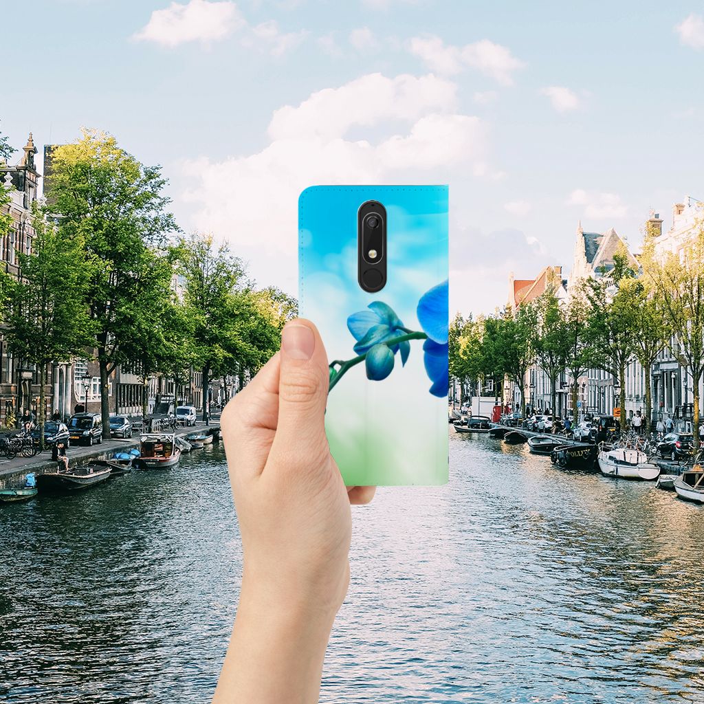 Nokia 5.1 (2018) Smart Cover Orchidee Blauw - Cadeau voor je Moeder