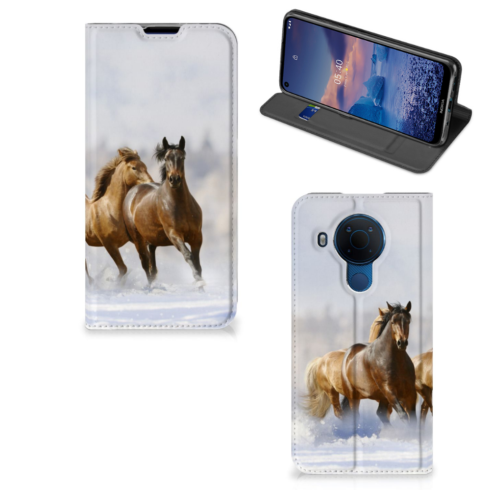 Nokia 5.4 Hoesje maken Paarden