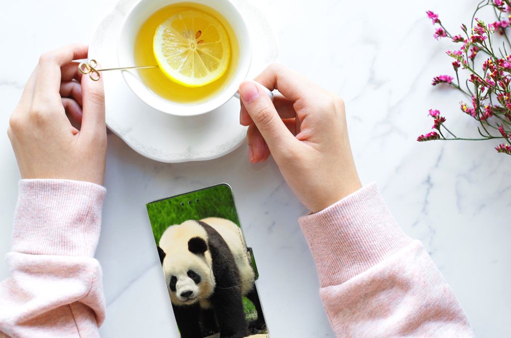 Huawei Ascend P8 Lite Telefoonhoesje met Pasjes Panda