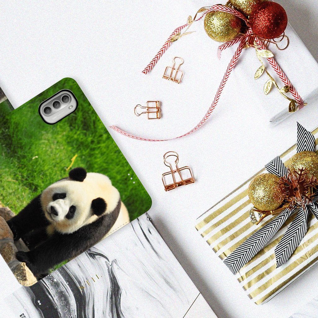 Motorola Moto G51 5G Telefoonhoesje met Pasjes Panda