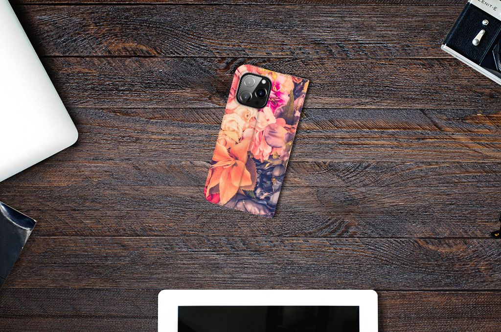 iPhone 14 Pro Max Smart Cover Bosje Bloemen