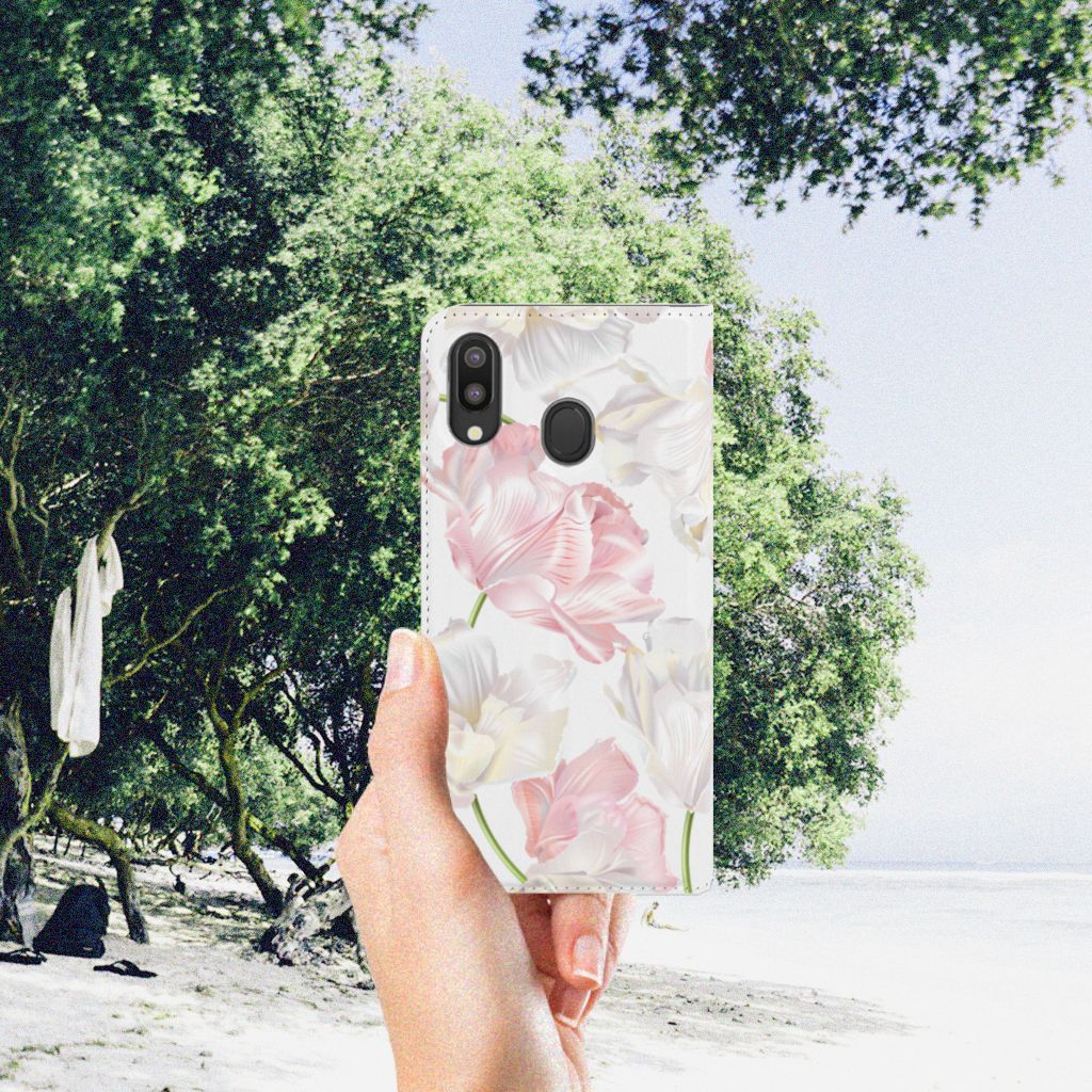 Samsung Galaxy M20 Smart Cover Lovely Flowers
