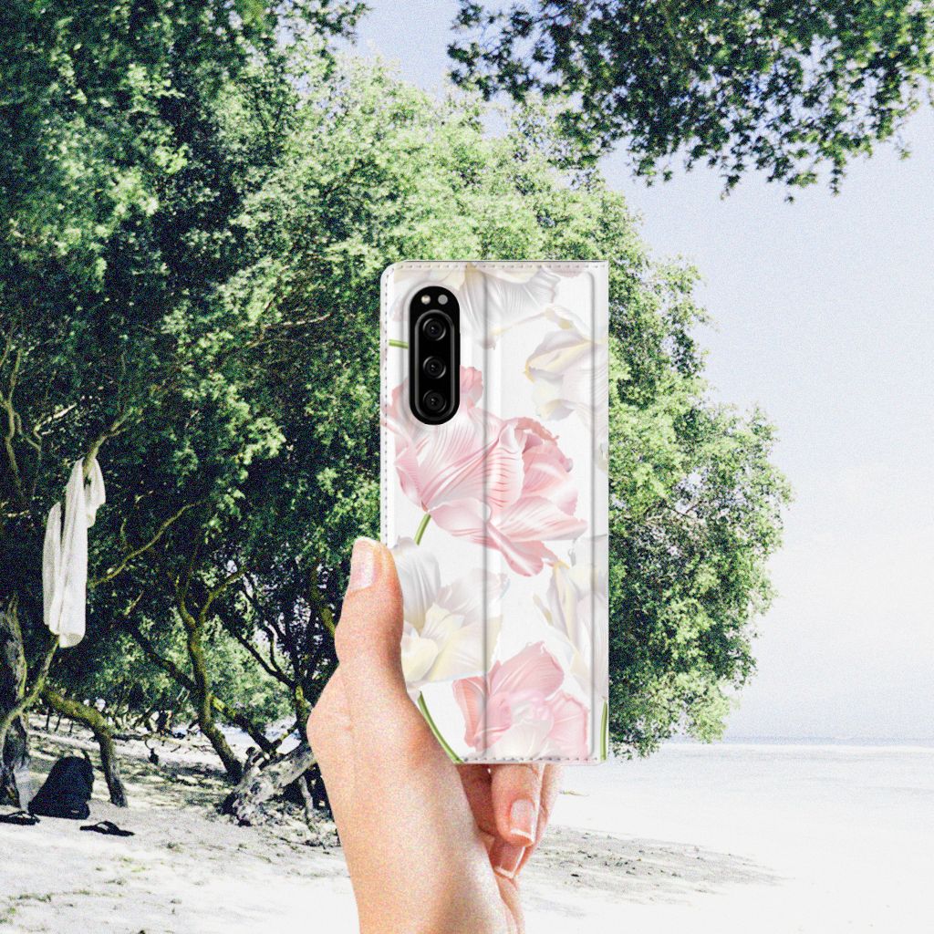 Sony Xperia 5 Smart Cover Lovely Flowers