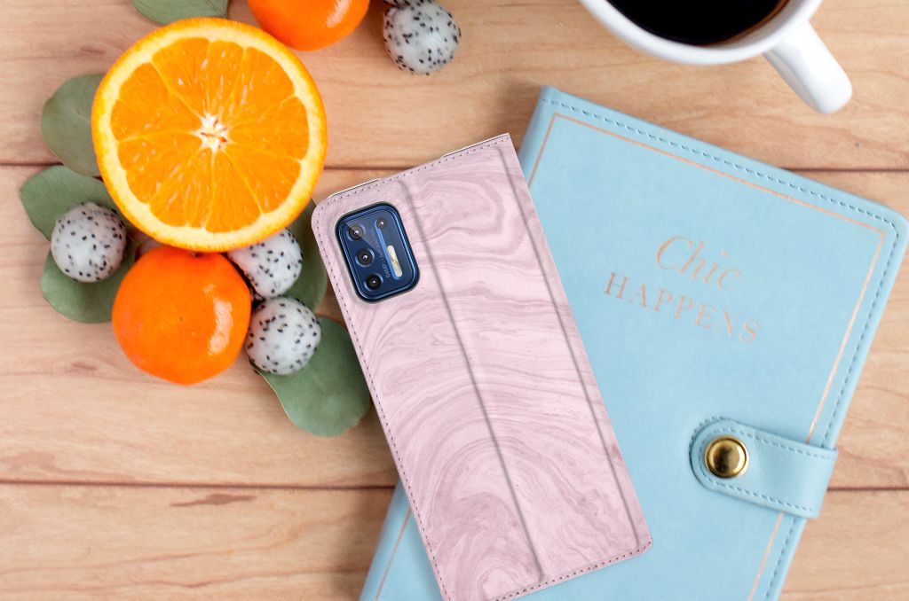 Motorola Moto G9 Plus Standcase Marble Pink - Origineel Cadeau Vriendin