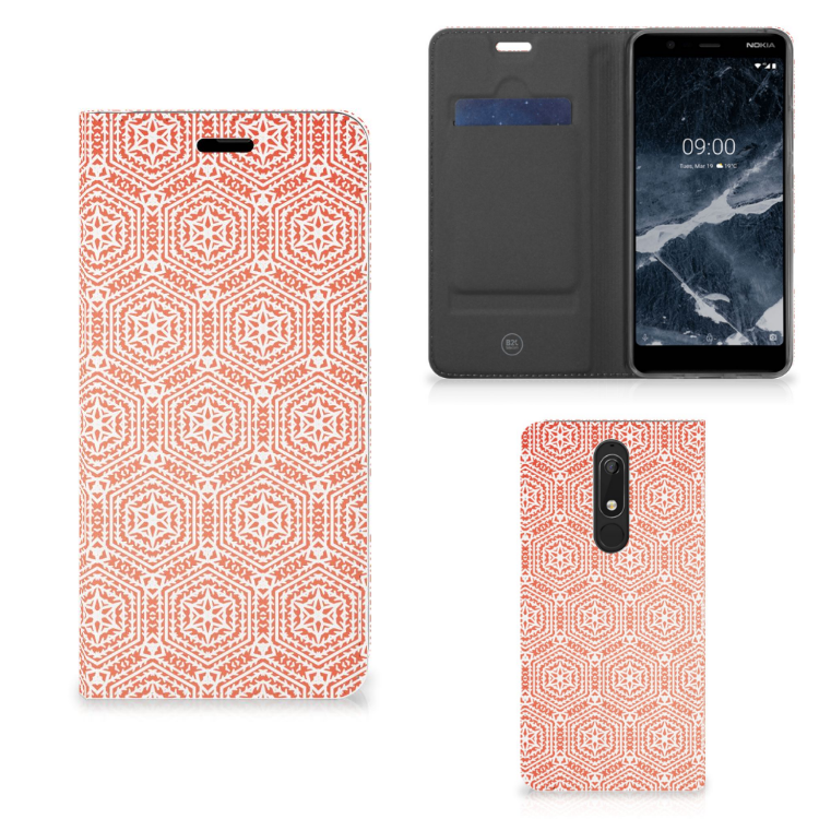 Nokia 5.1 (2018) Hoesje met Magneet Pattern Orange