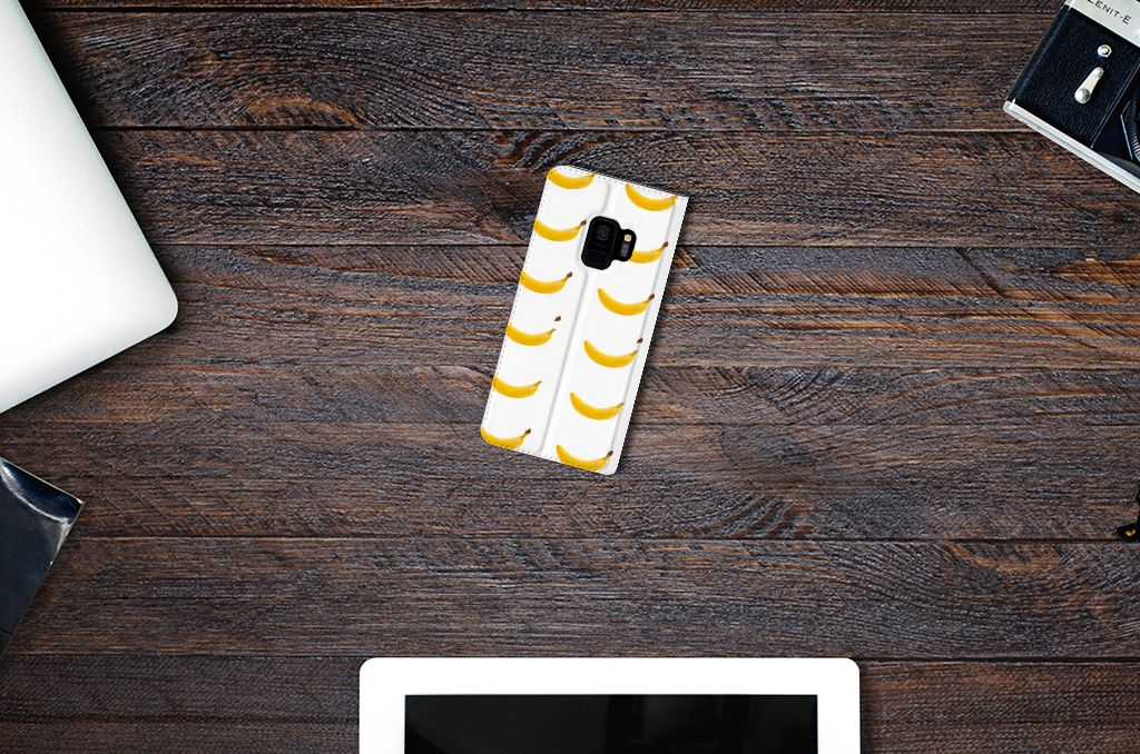 Samsung Galaxy S9 Flip Style Cover Banana