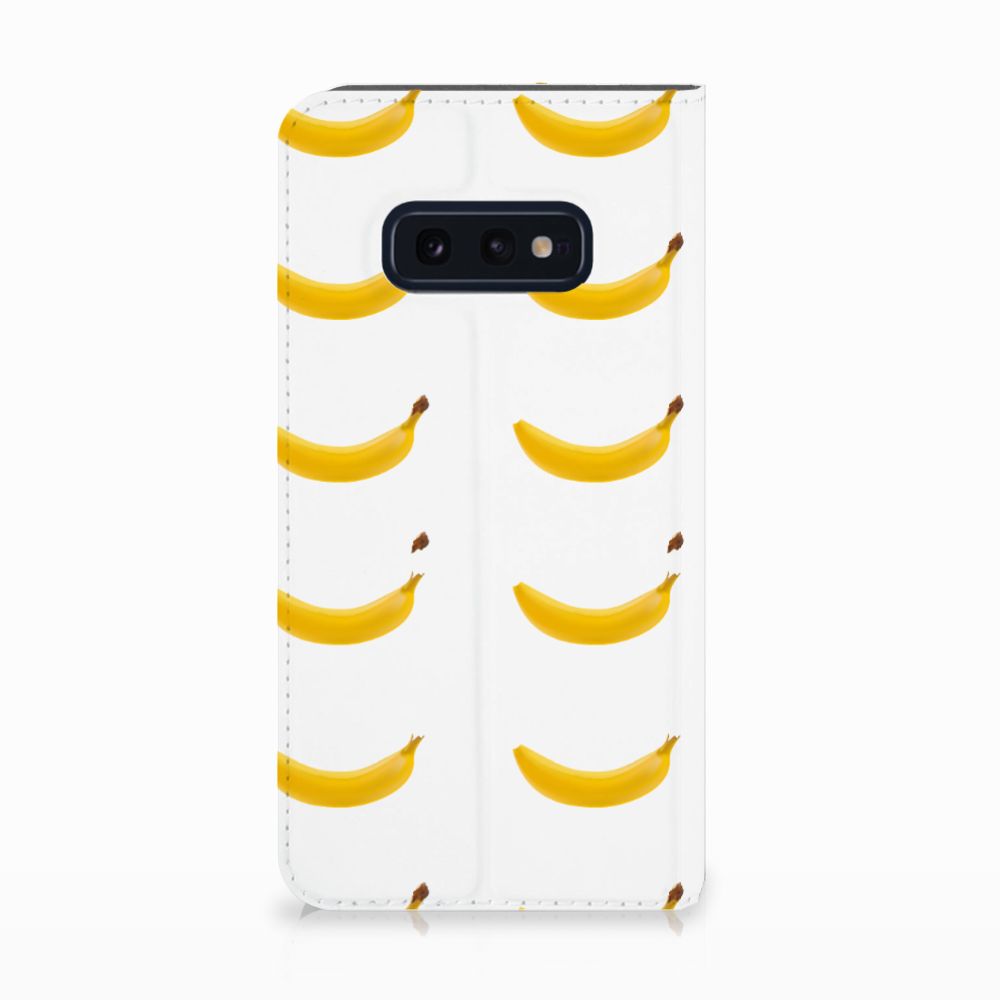 Samsung Galaxy S10e Flip Style Cover Banana