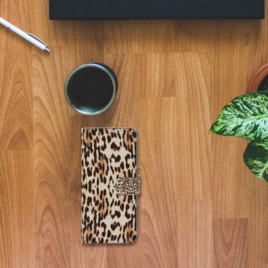 OnePlus 8T Telefoonhoesje met Pasjes Leopard