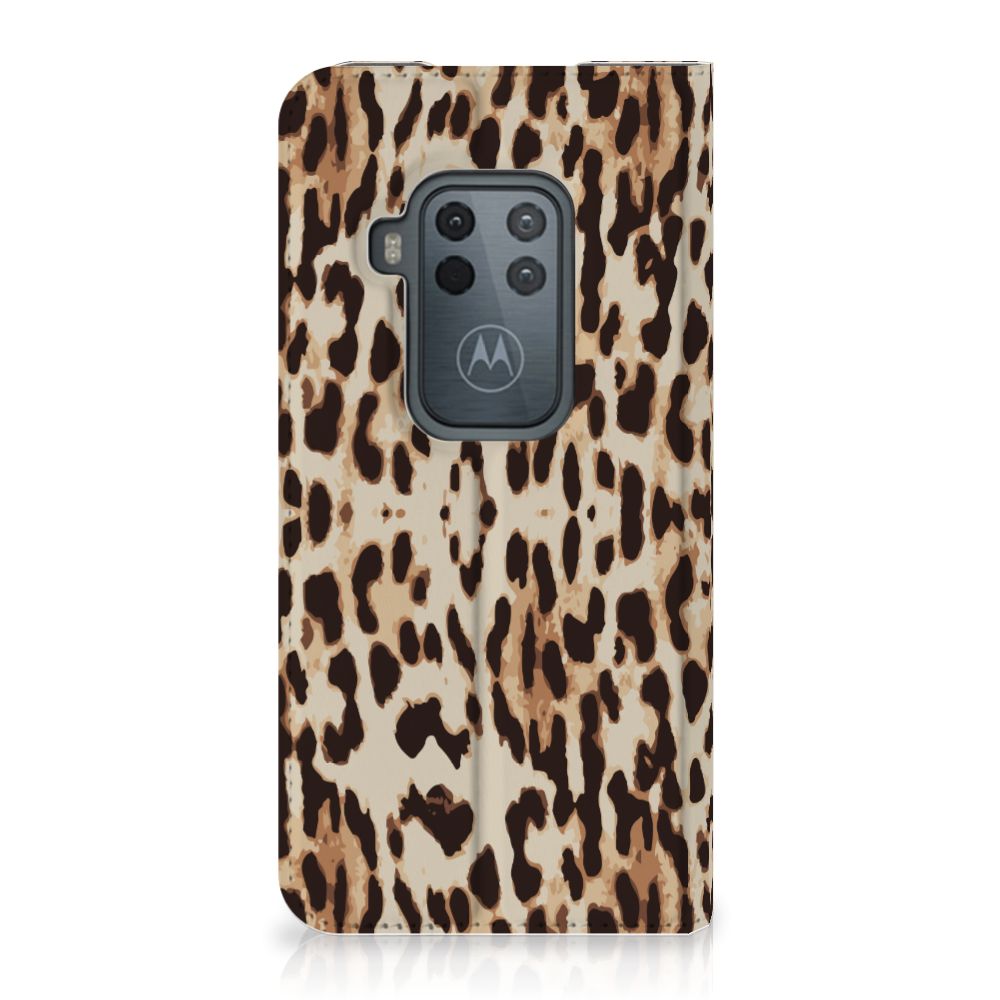 Motorola One Zoom Hoesje maken Leopard
