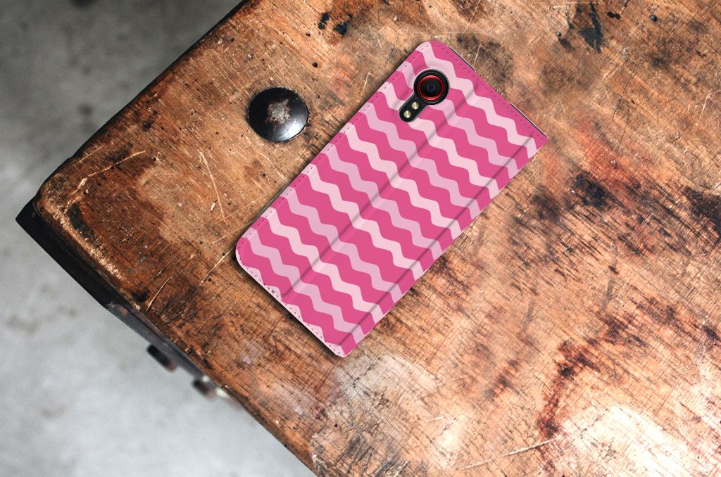 Samsung Galaxy Xcover 5 Hoesje met Magneet Waves Pink
