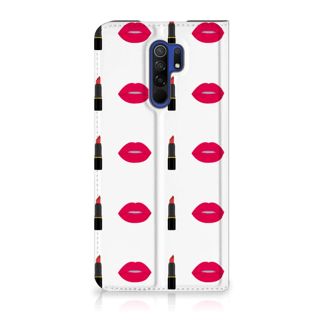 Xiaomi Redmi 9 Hoesje met Magneet Lipstick Kiss