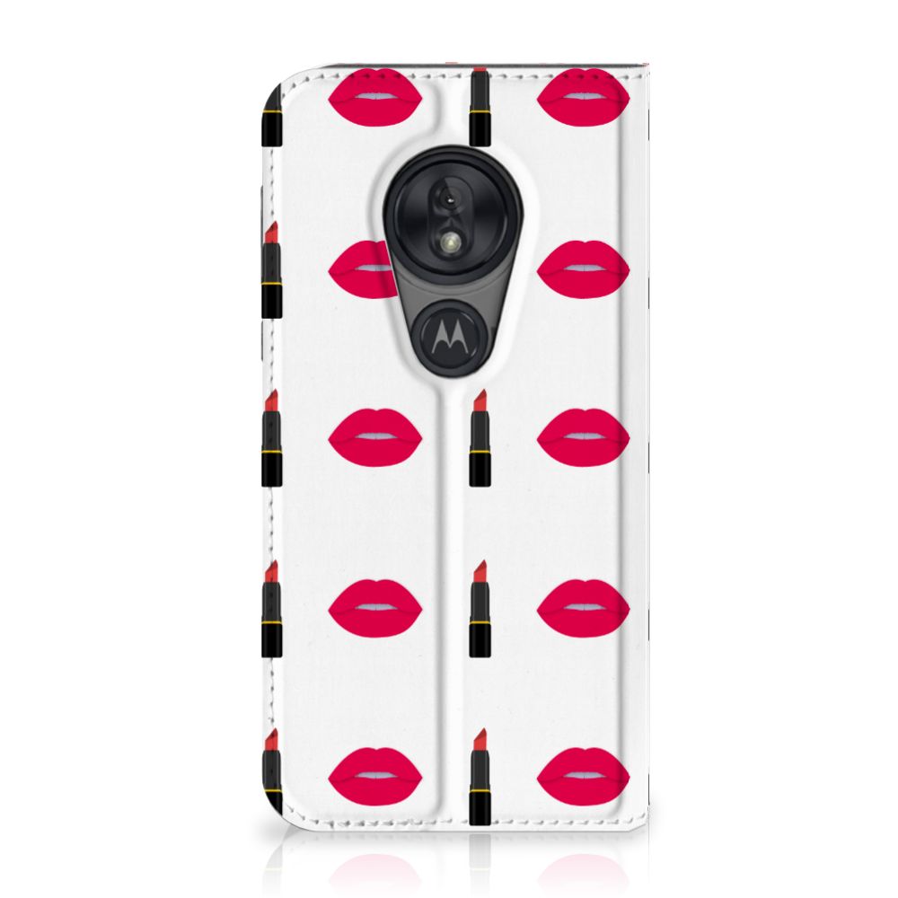 Motorola Moto G7 Play Hoesje met Magneet Lipstick Kiss