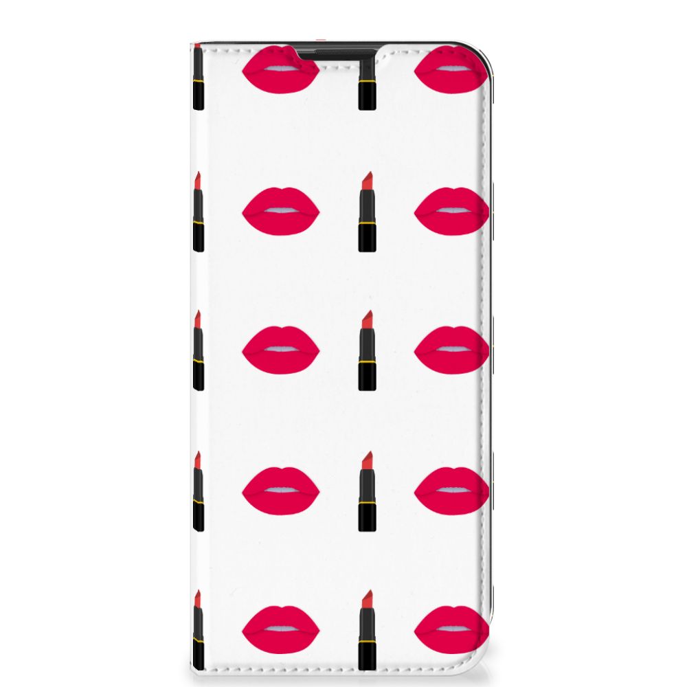 Motorola Moto G9 Play Hoesje met Magneet Lipstick Kiss