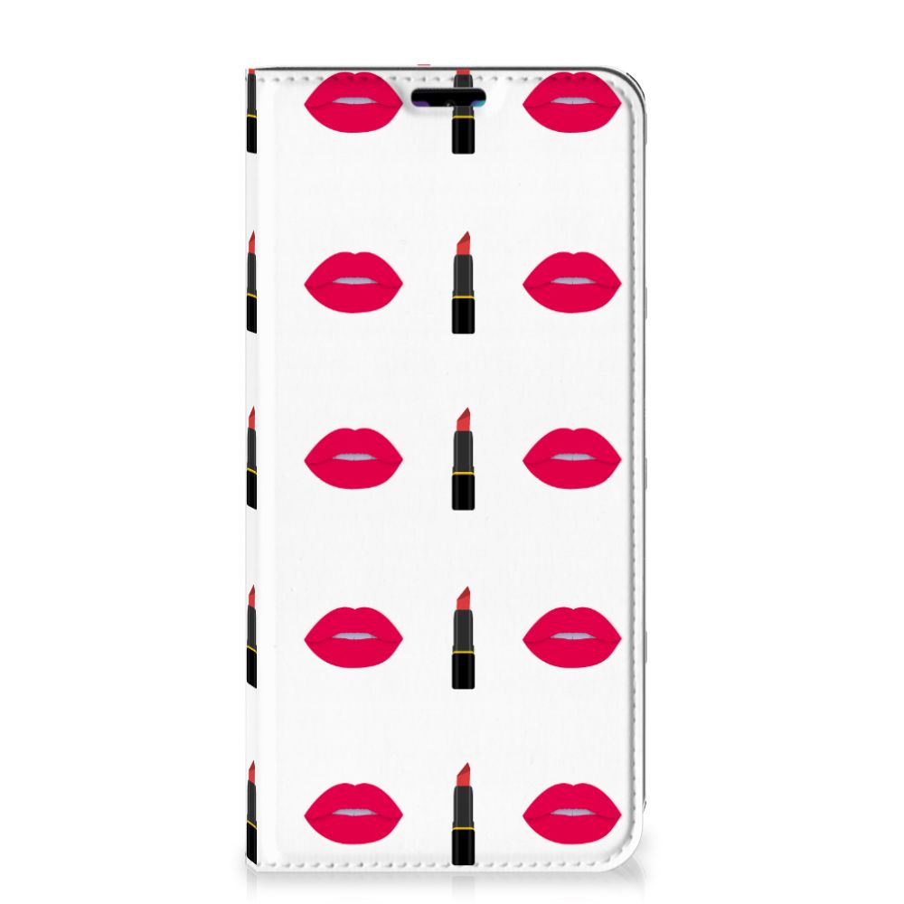 Huawei Y7 hoesje Y7 Pro (2019) Hoesje met Magneet Lipstick Kiss
