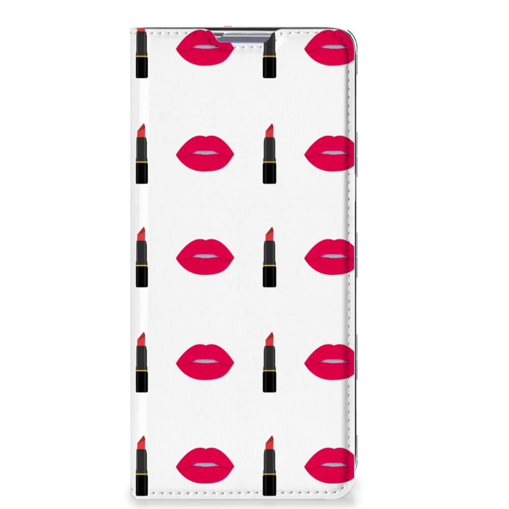 OnePlus 8 Hoesje met Magneet Lipstick Kiss