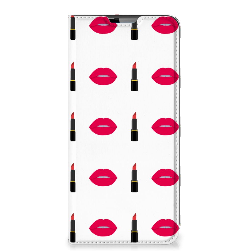 Motorola Moto G9 Plus Hoesje met Magneet Lipstick Kiss