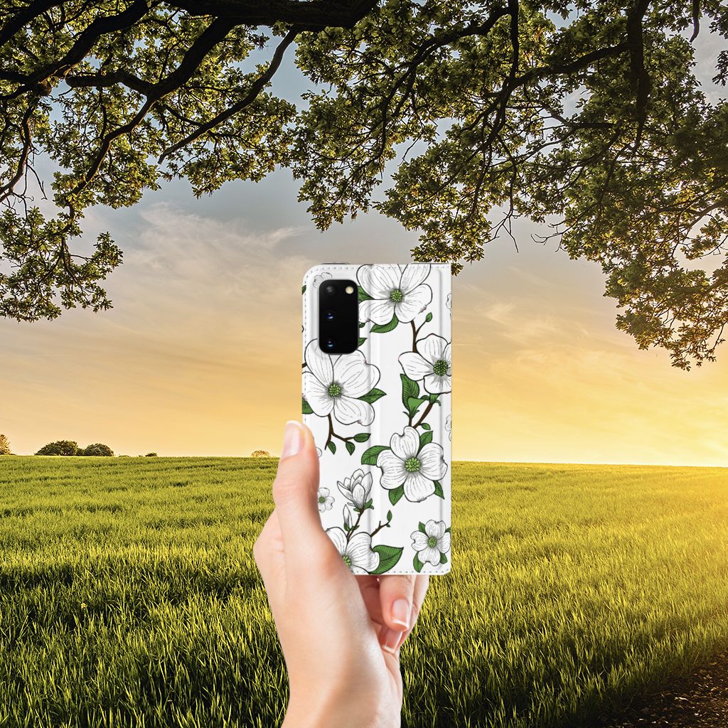 Samsung Galaxy S20 Smart Cover Dogwood Flowers