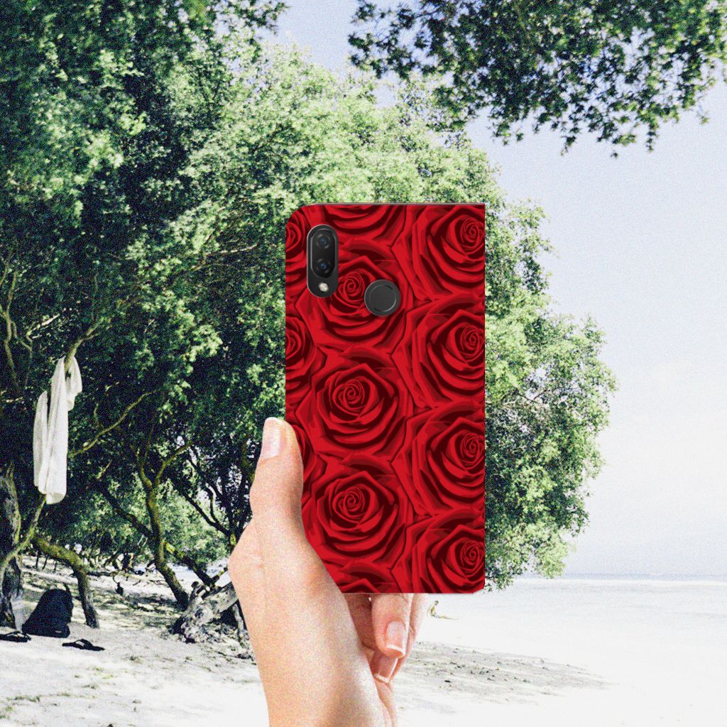 Huawei P Smart Plus Smart Cover Red Roses