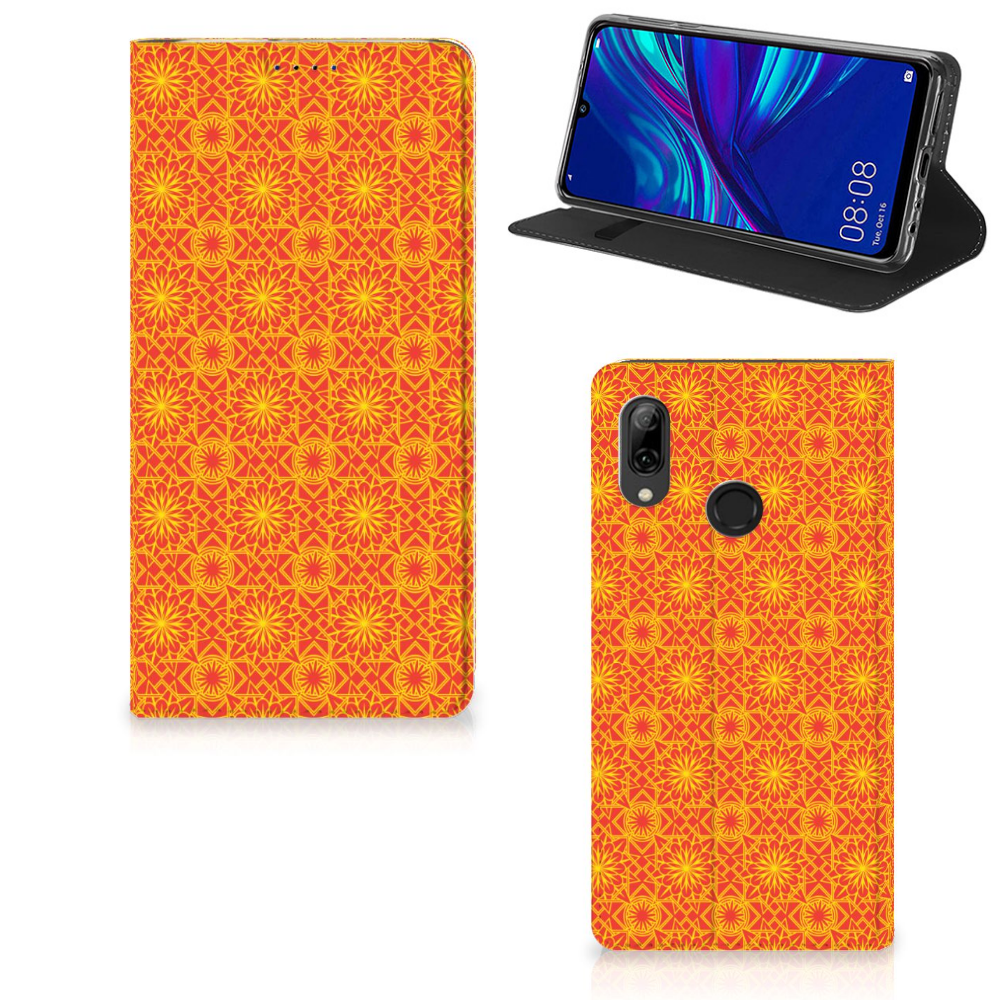 Huawei P Smart (2019) Hoesje met Magneet Batik Oranje