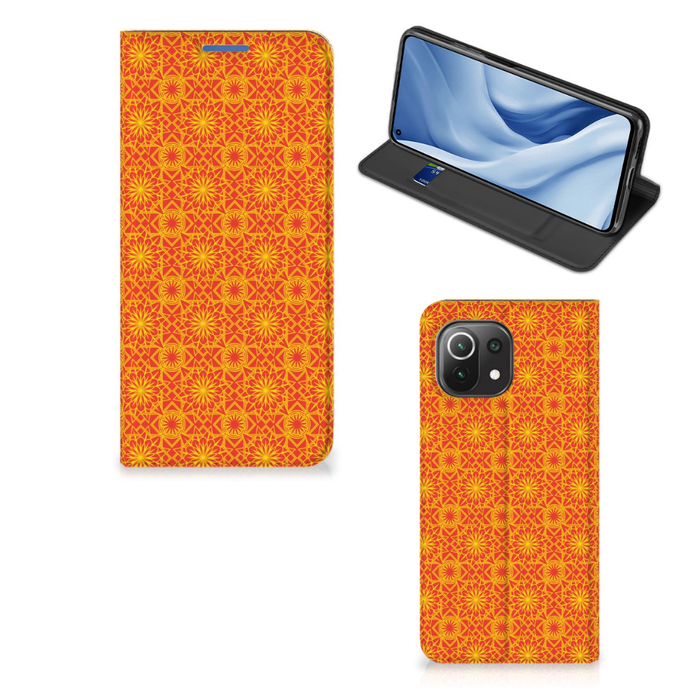 Xiaomi 11 Lite NE 5G | Mi 11 Lite Hoesje met Magneet Batik Oranje