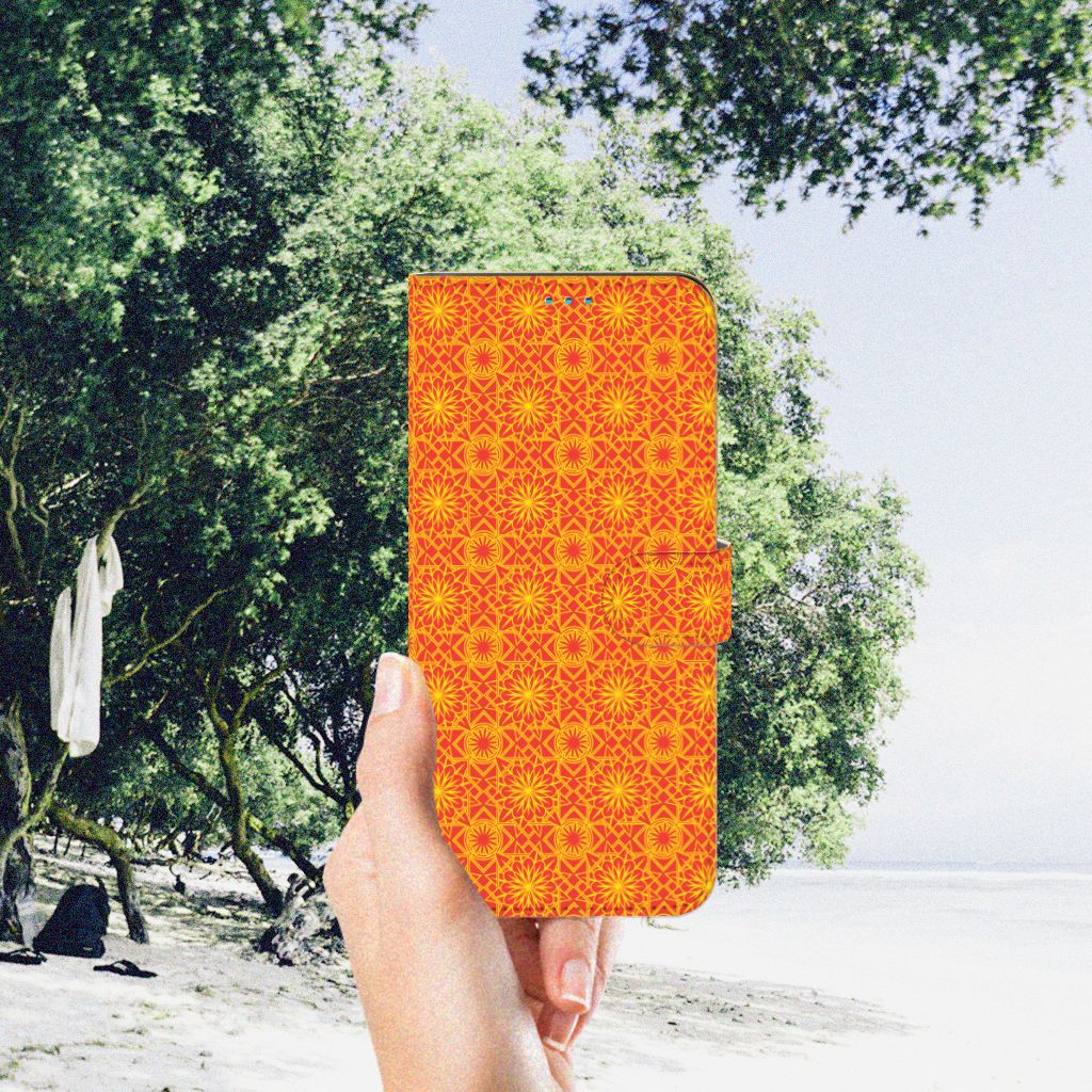 Motorola Moto G51 5G Telefoon Hoesje Batik Oranje