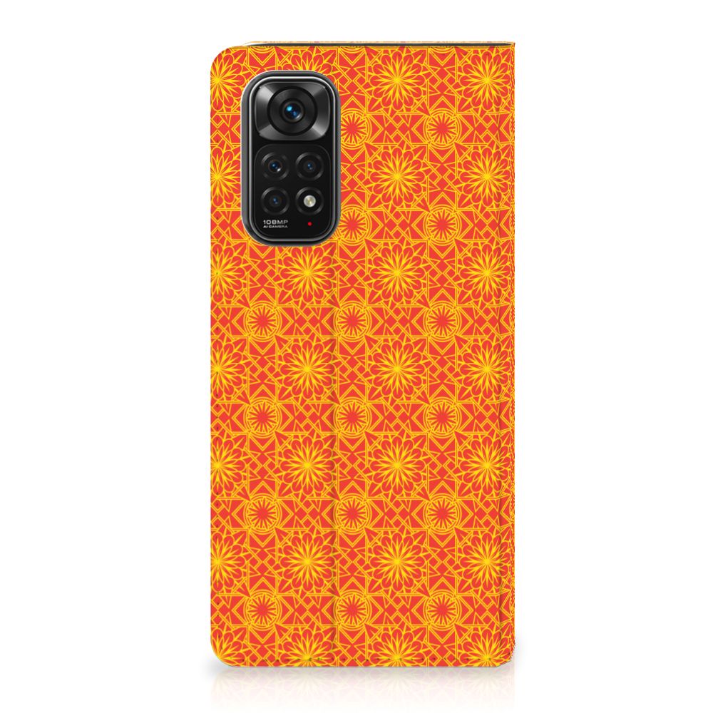 Xiaomi Redmi Note 11/11S Hoesje met Magneet Batik Oranje