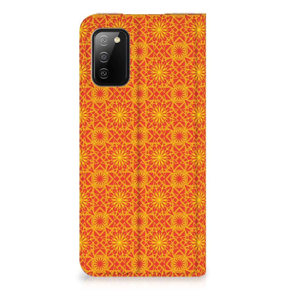 Samsung Galaxy M02s | A02s Hoesje met Magneet Batik Oranje