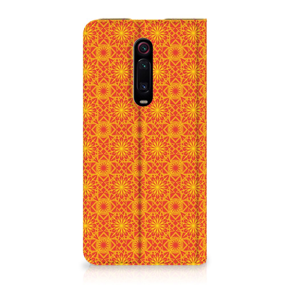 Xiaomi Redmi K20 Pro Hoesje met Magneet Batik Oranje