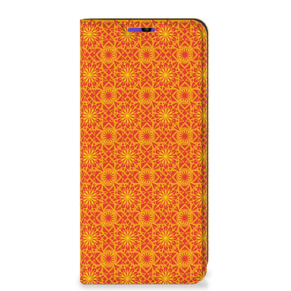 Samsung Galaxy A22 4G | M22 Hoesje met Magneet Batik Oranje