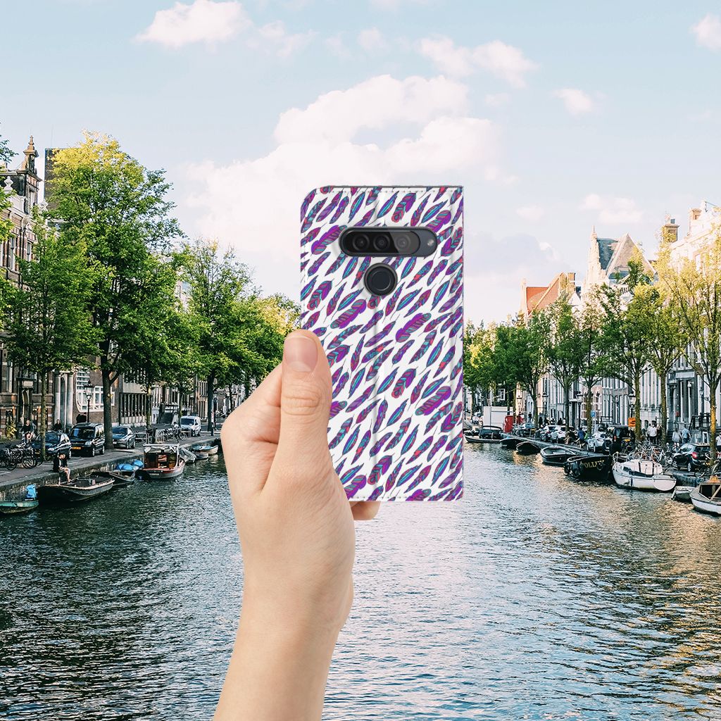 LG G8s Thinq Hoesje met Magneet Feathers Color