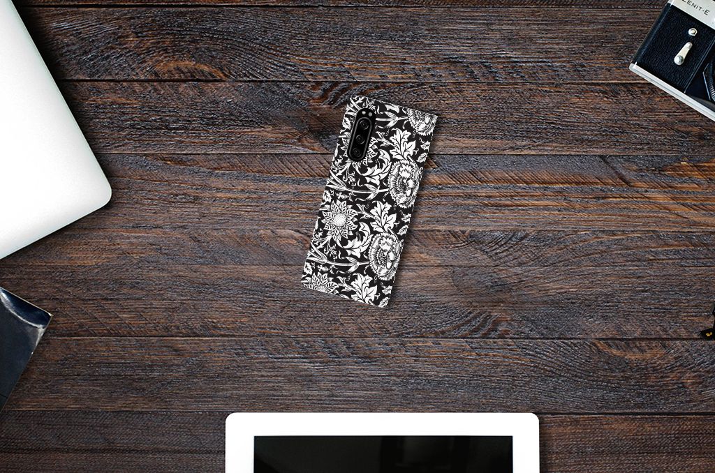 Sony Xperia 5 Smart Cover Black Flowers