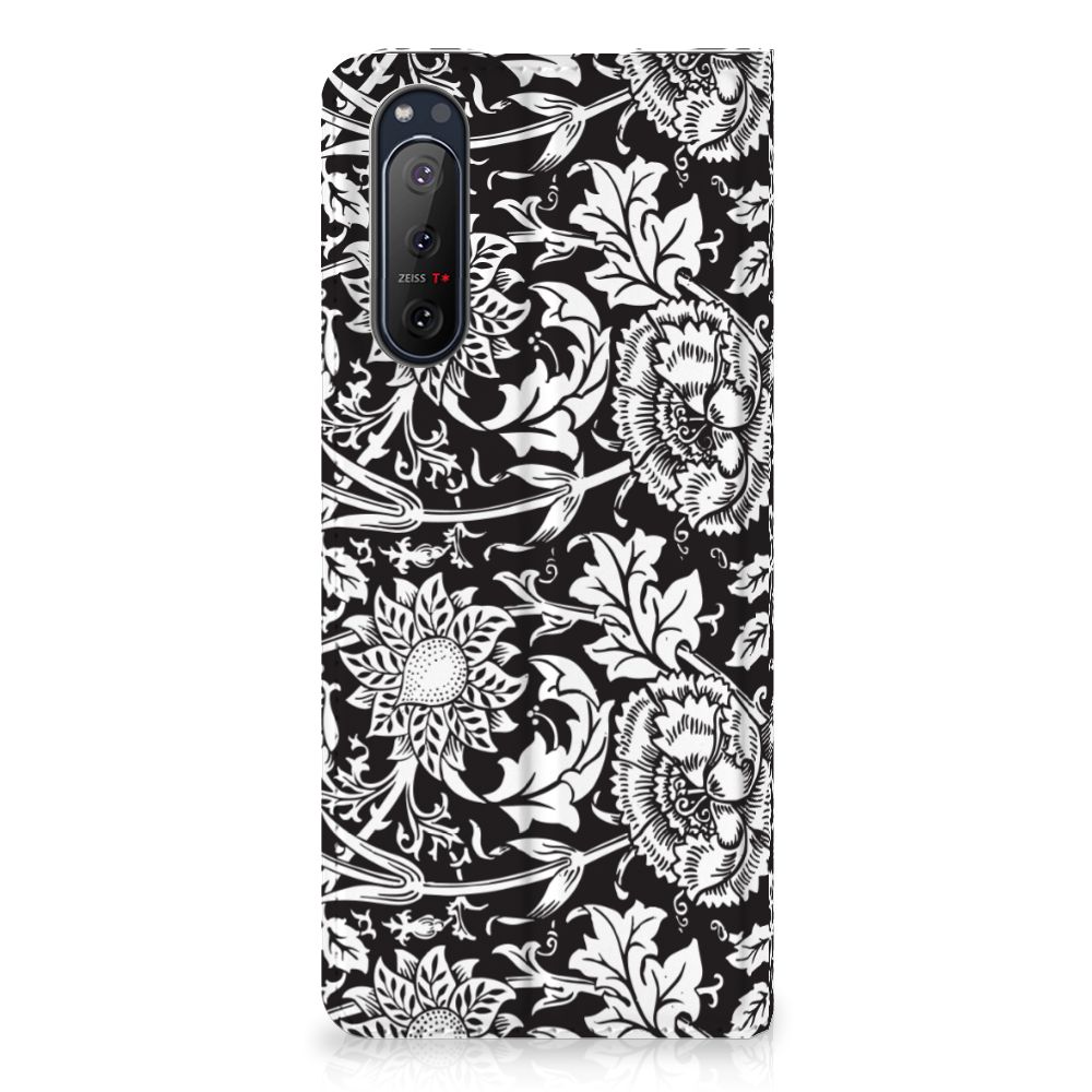Sony Xperia 5 II Smart Cover Black Flowers