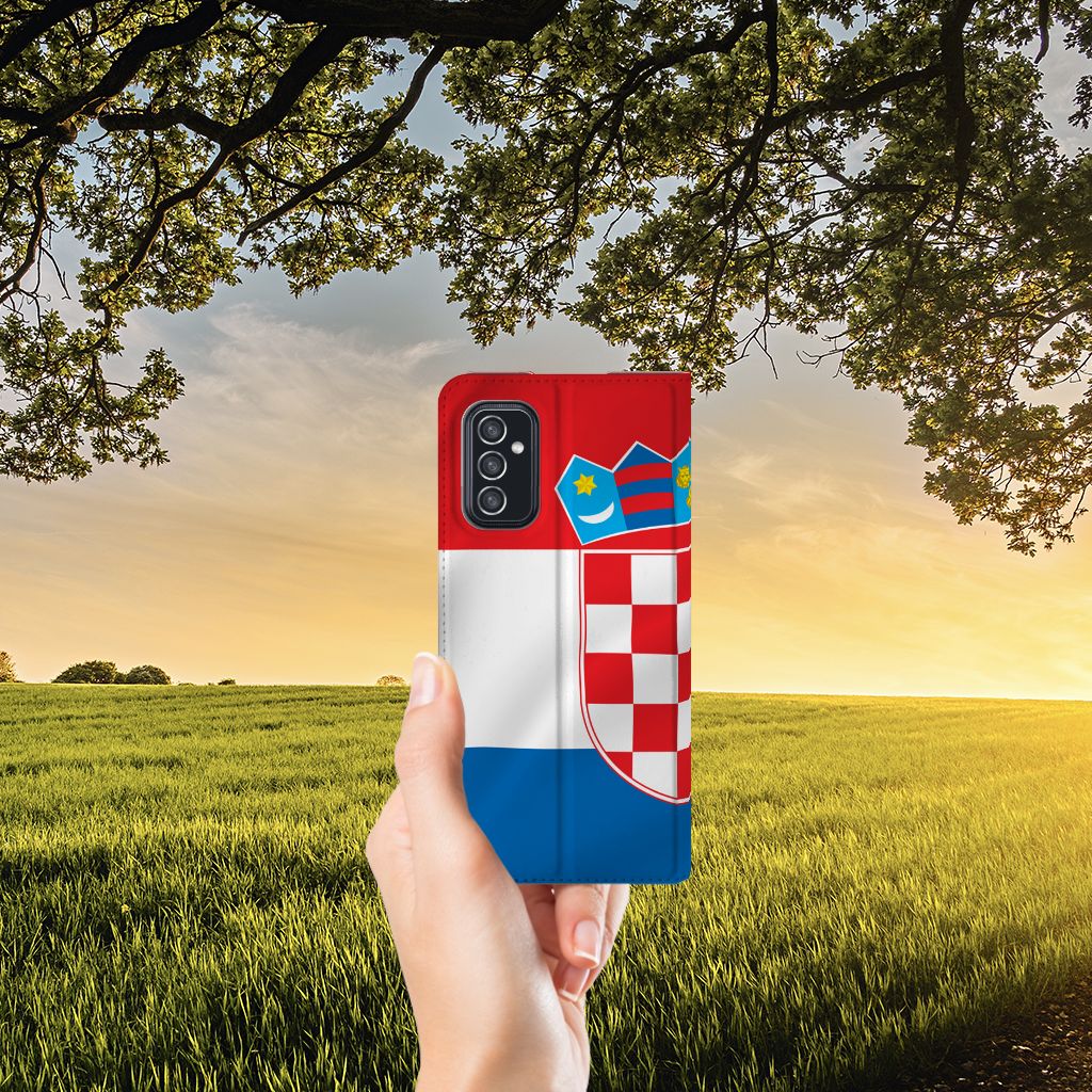 Samsung Galaxy M52 Standcase Kroatië