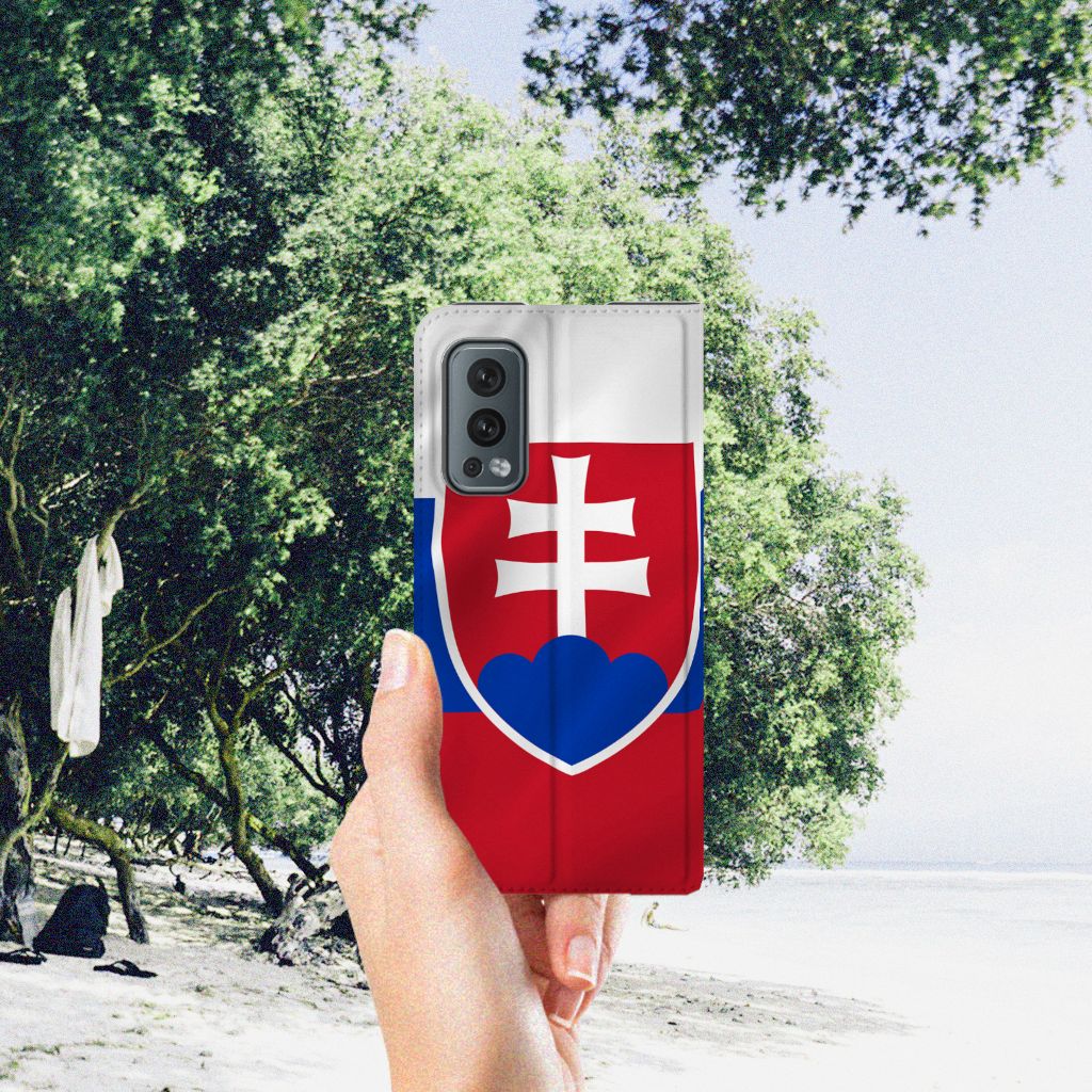 OnePlus Nord 2 5G Standcase Slowakije